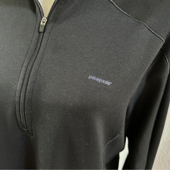 Patagonia capilene 3 midweight black zip neck shirt men’s Sz L - Picture 4 of 5